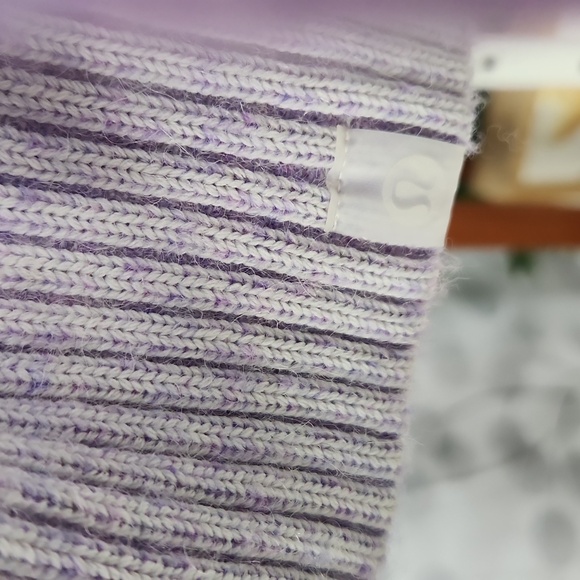 Lululemon Alpaca Wool-Blend V-Neck Sweater - Picture 5 of 9